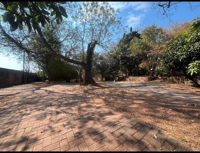 3 BEDROOM HOUSE FOR SALE IN MUCKLENEUK